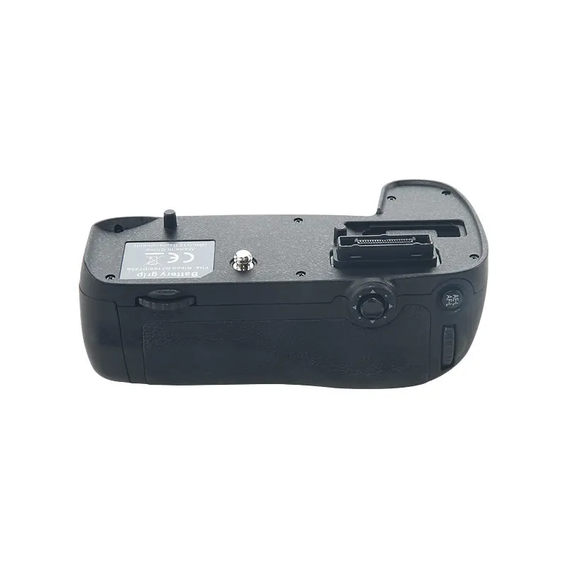 MB-D15 Batteria multi-potenza  - Camera Battery Grip recensione e prezzo